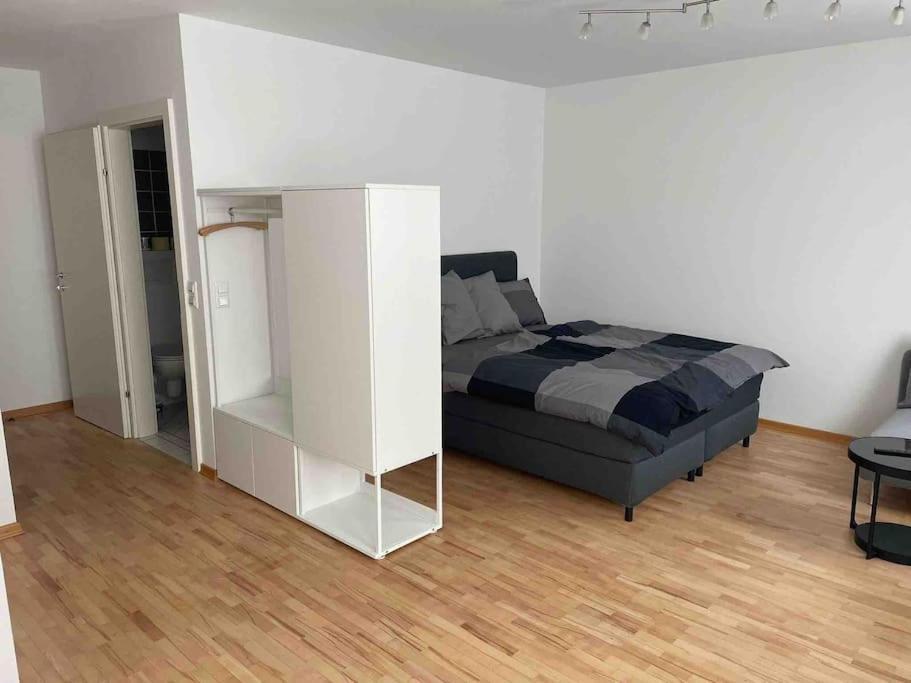 Apartment Next To Mariahilferstrasse เวียนนา ภายนอก รูปภาพ